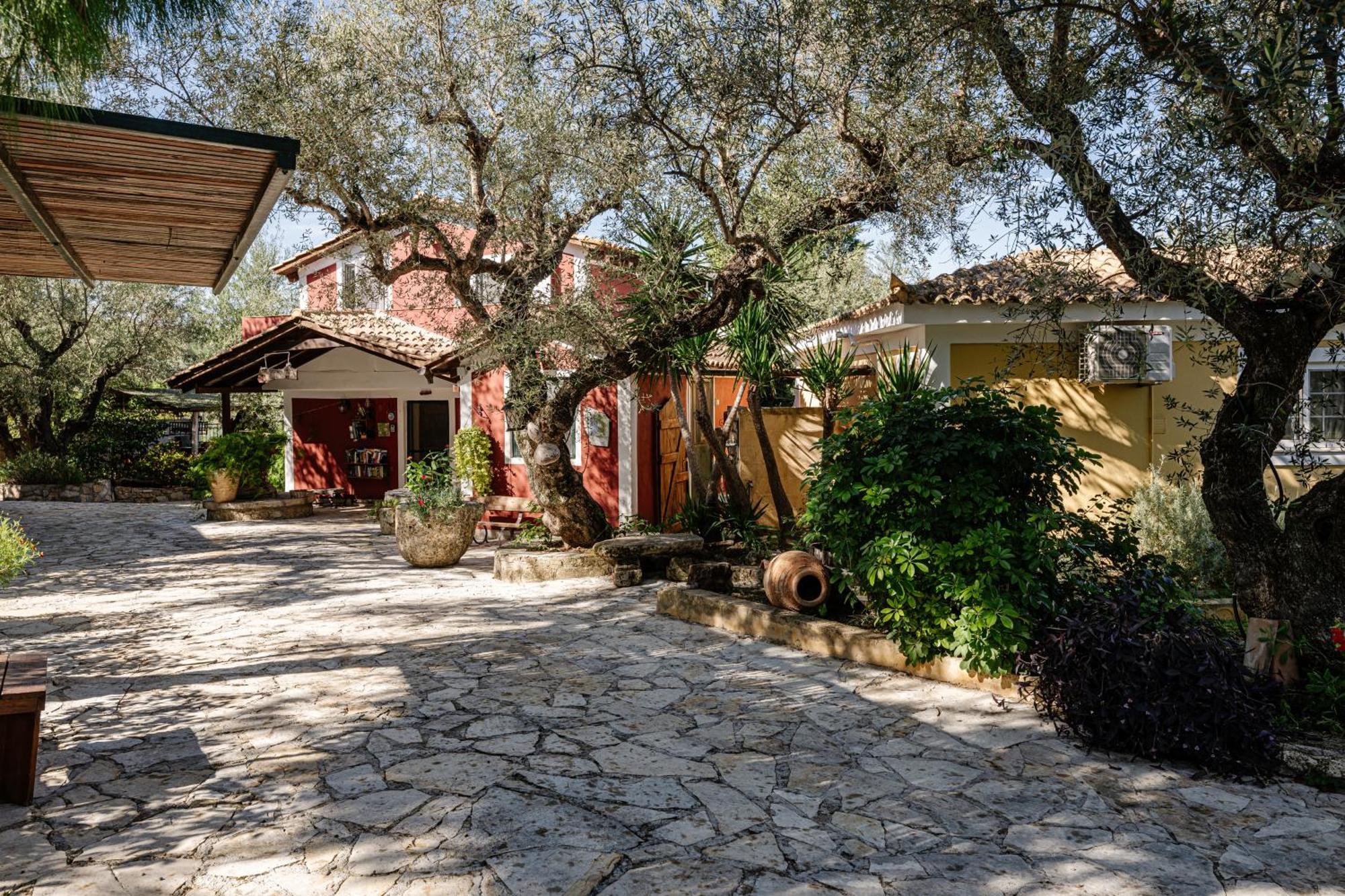 Ilyessa Cottages Méson Yerakaríon Bagian luar foto