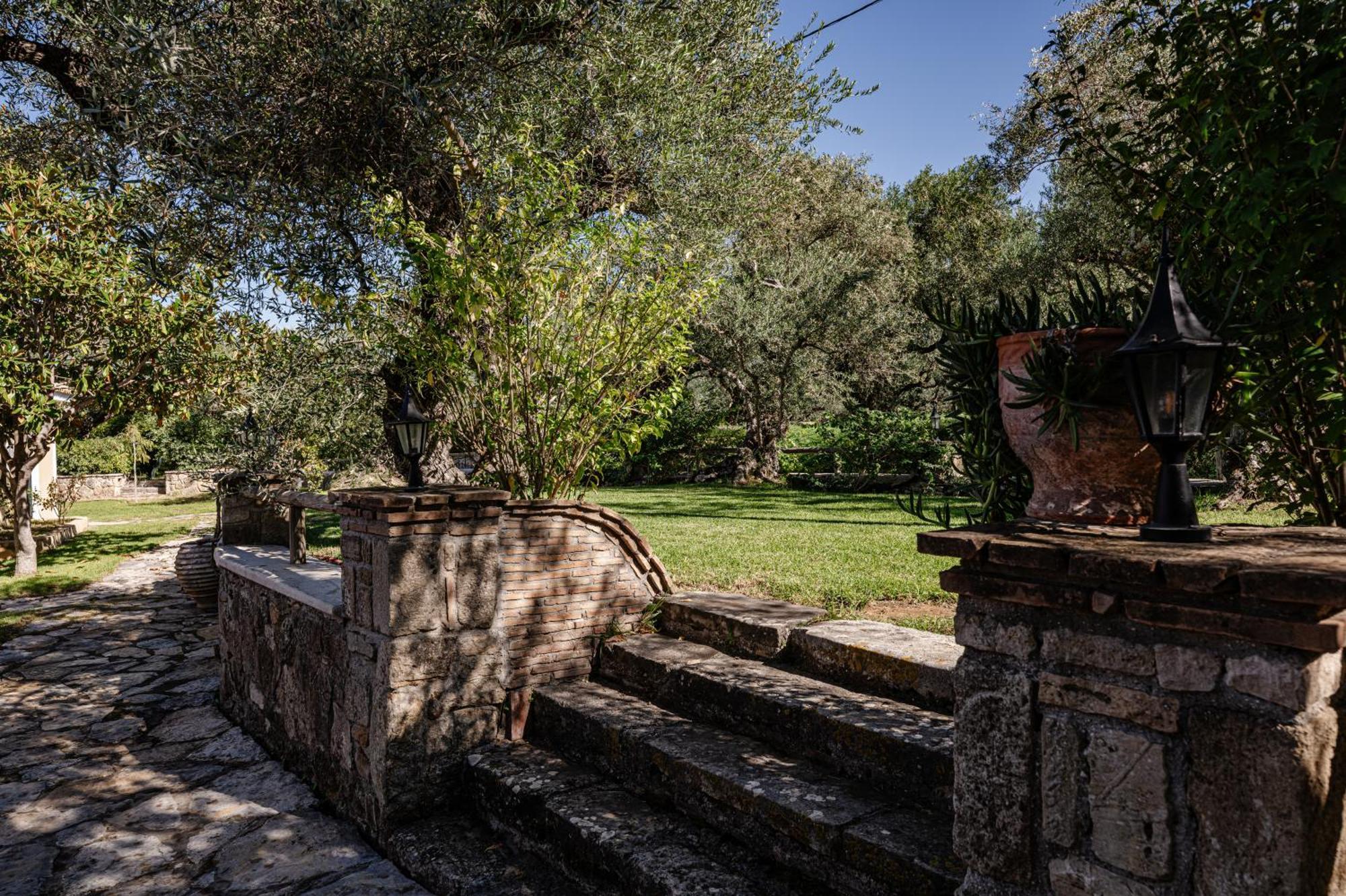 Ilyessa Cottages Méson Yerakaríon Bagian luar foto